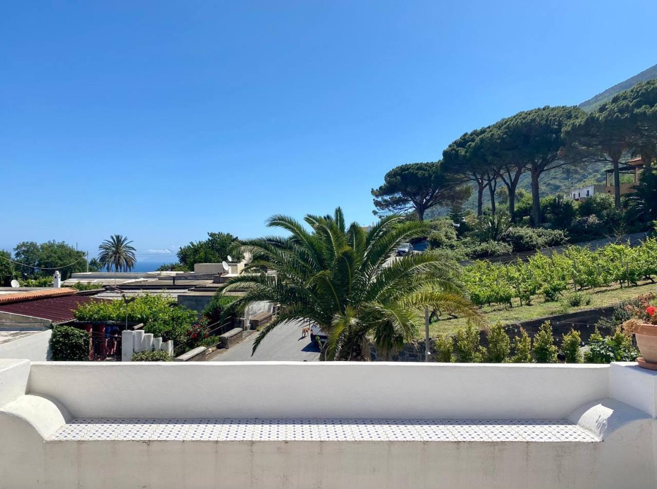 Villa Casa Zagami à Malfa  Extérieur photo